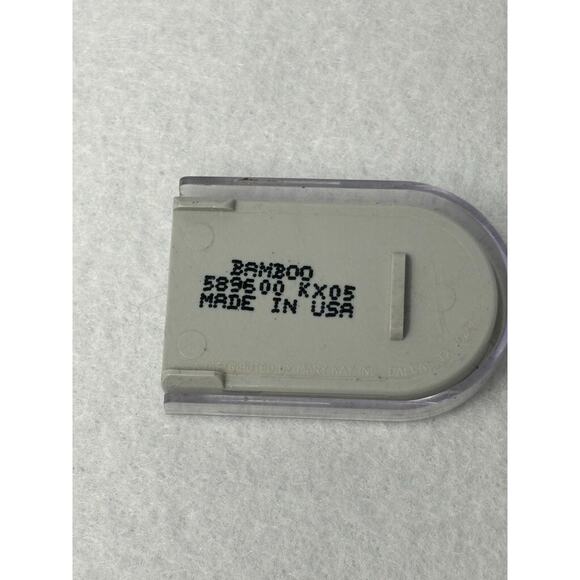 Mary Kay Bamboo Eye Shadow Lovely Blending or Ladies Eyes Accent Color - Picture 2 of 3